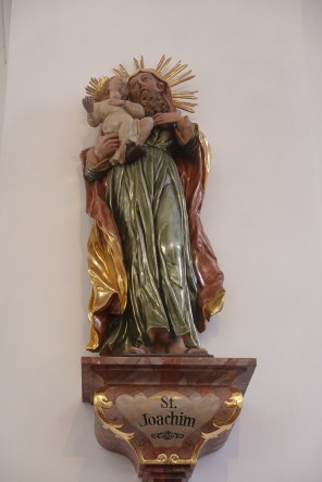 성 요아킴과 아기 예수_photo by Edelmauswaldgeist_in the Church of St Oswald in Trunstein_Germany.jpg